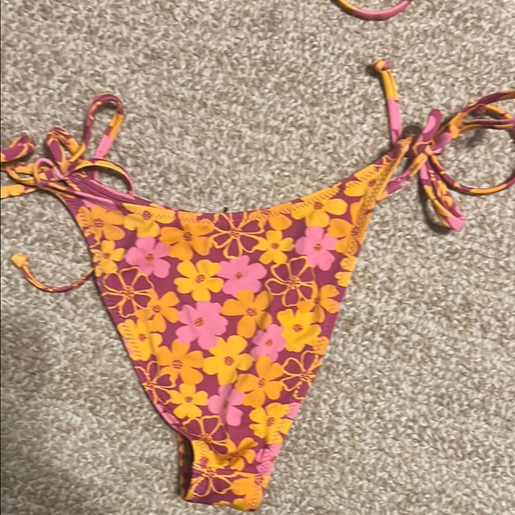 PacSun Pink and Orange Floral Bikini - Picture 4 of 5